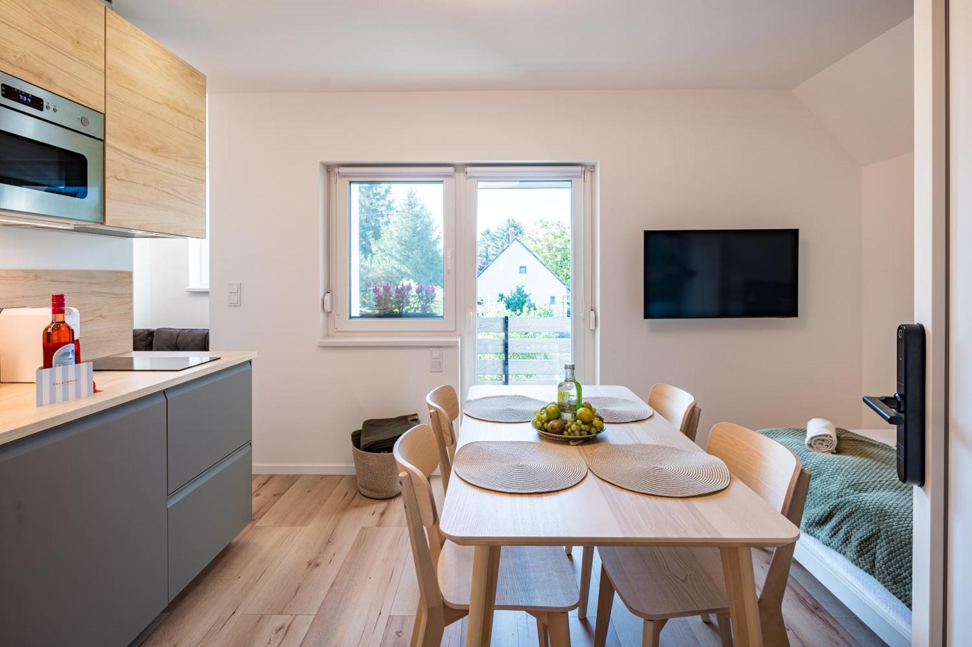 Balatonic Lime Apartmanhaz Шіофок Екстер'єр фото