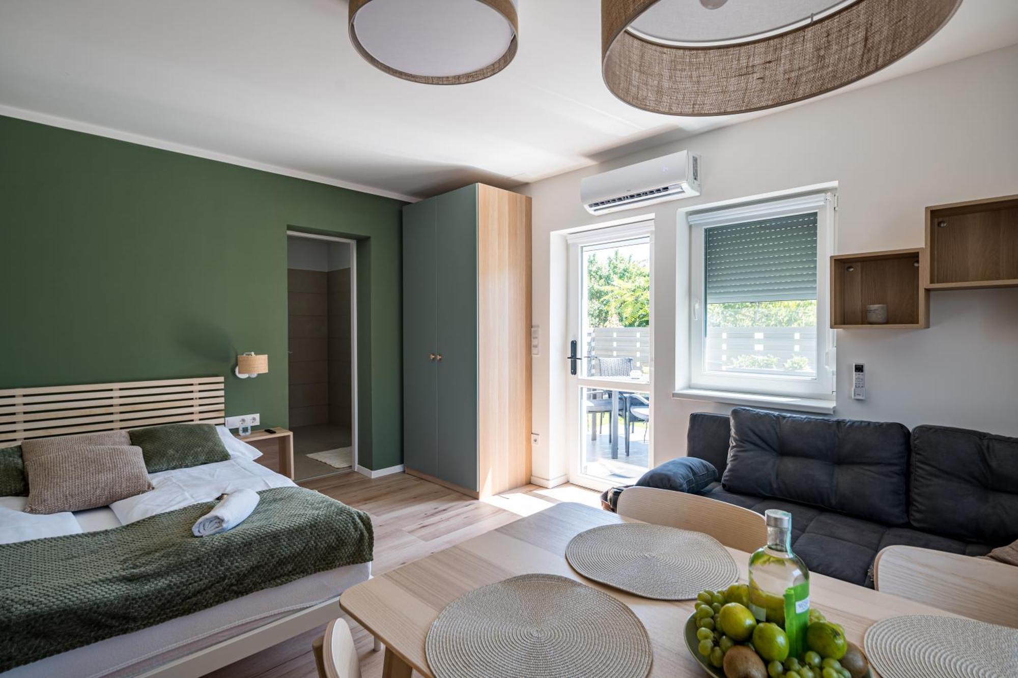 Balatonic Lime Apartmanhaz Шіофок Екстер'єр фото