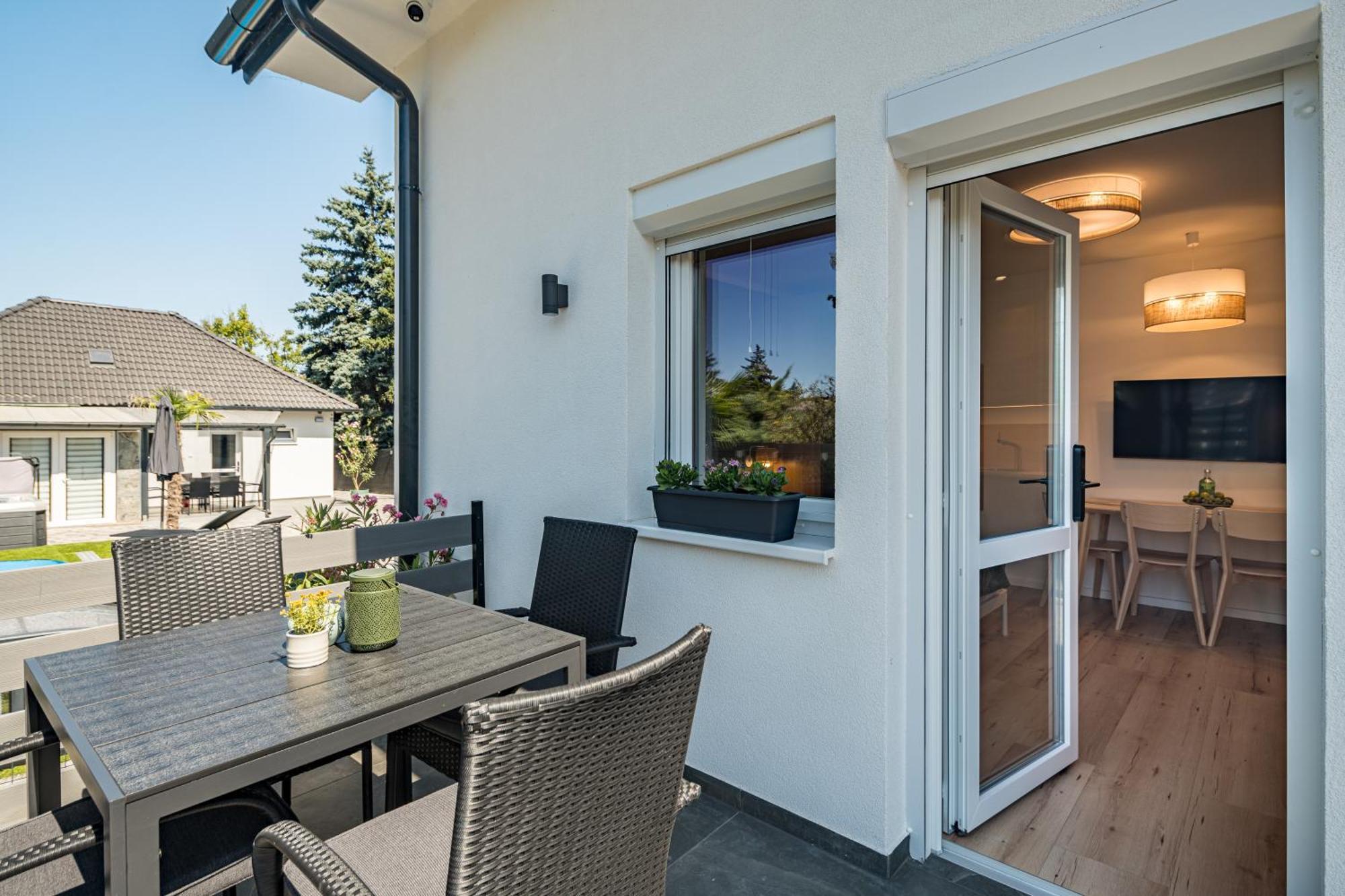 Balatonic Lime Apartmanhaz Шіофок Екстер'єр фото